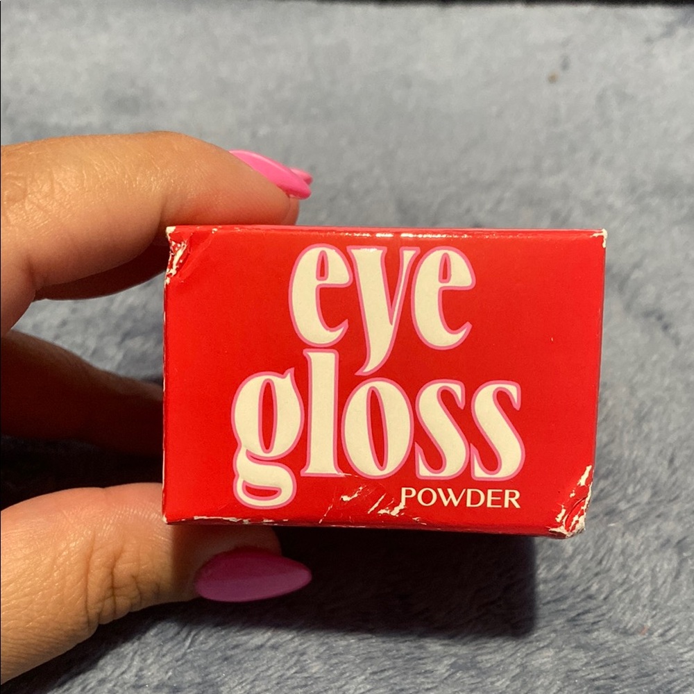 Jeffree Star eye gloss in Christmas Tree Bling